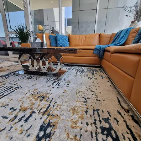 Luxury 2 Bedroom Apartment In Gateway Residence Ra’s al-Chaima Exterior foto