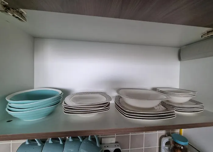 Luxury 2 Bedroom Apartment In Gateway Residence