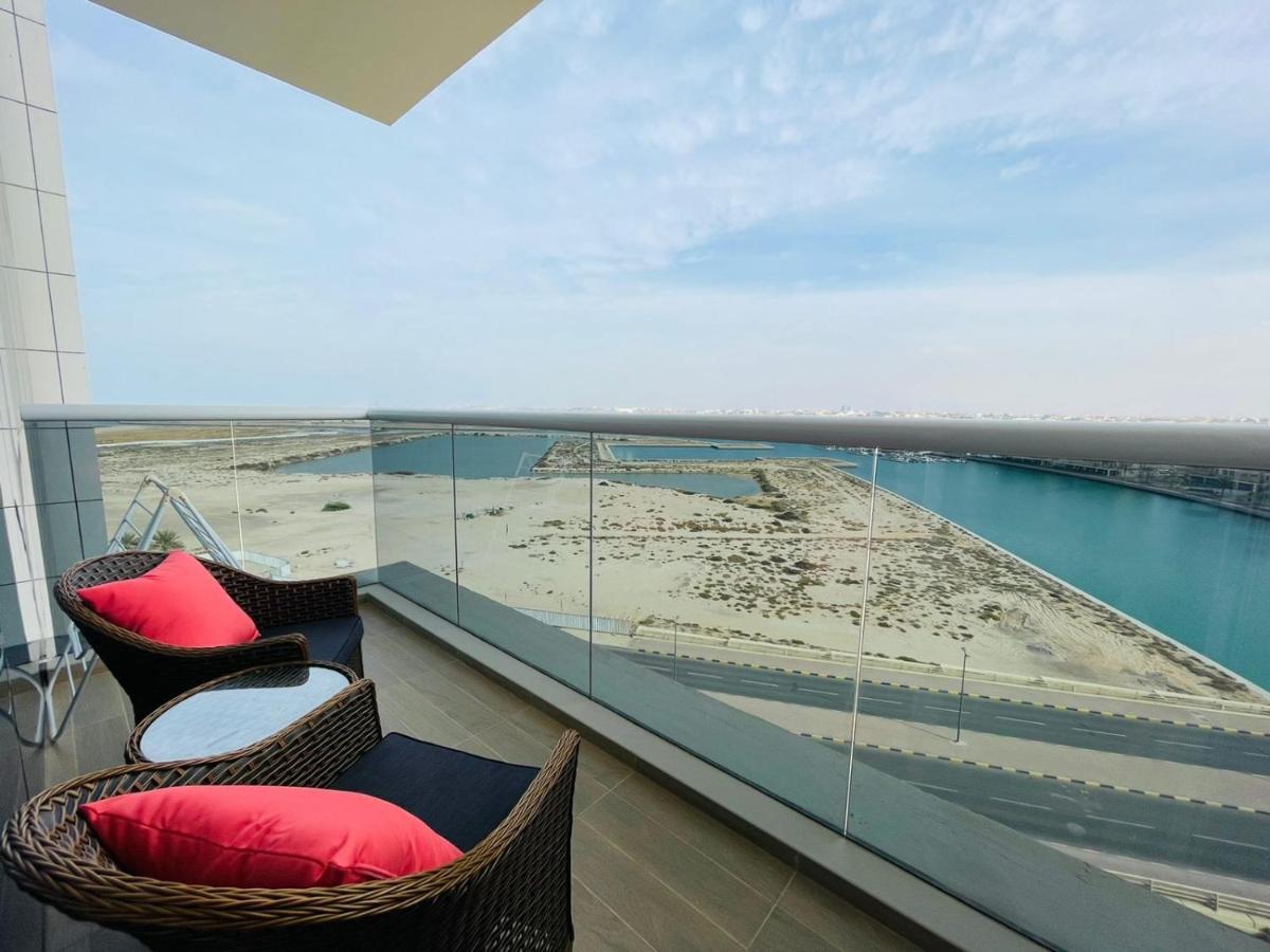 Luxury 2 Bedroom In Gateway Apartment *