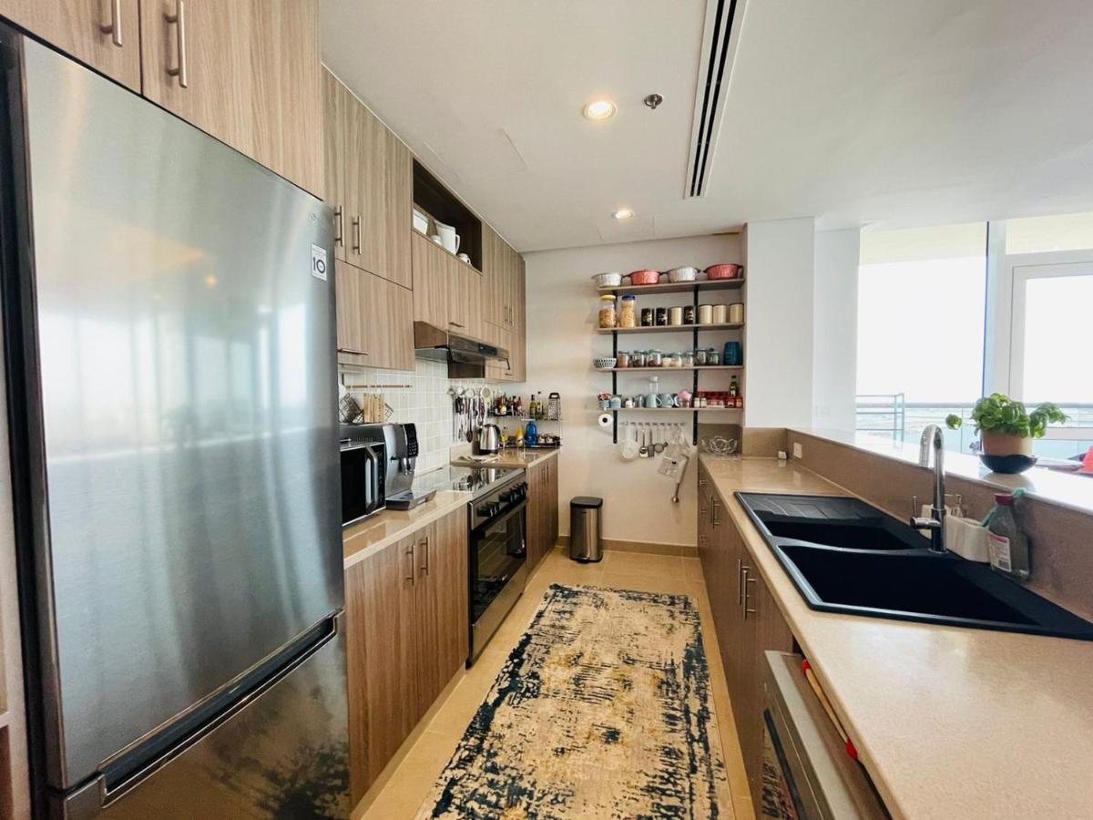 Luxury 2 Bedroom In Gateway Apartment