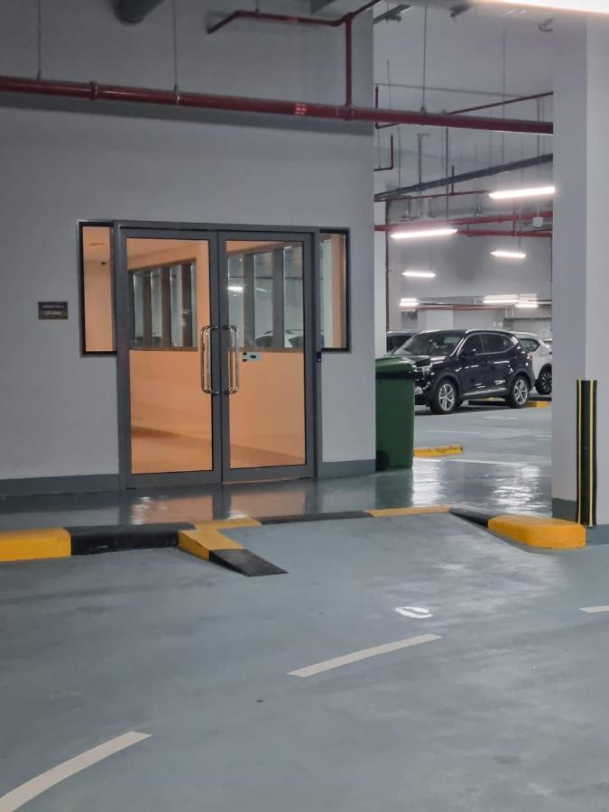 Luxury 2 Bedroom In Gateway Apartment *